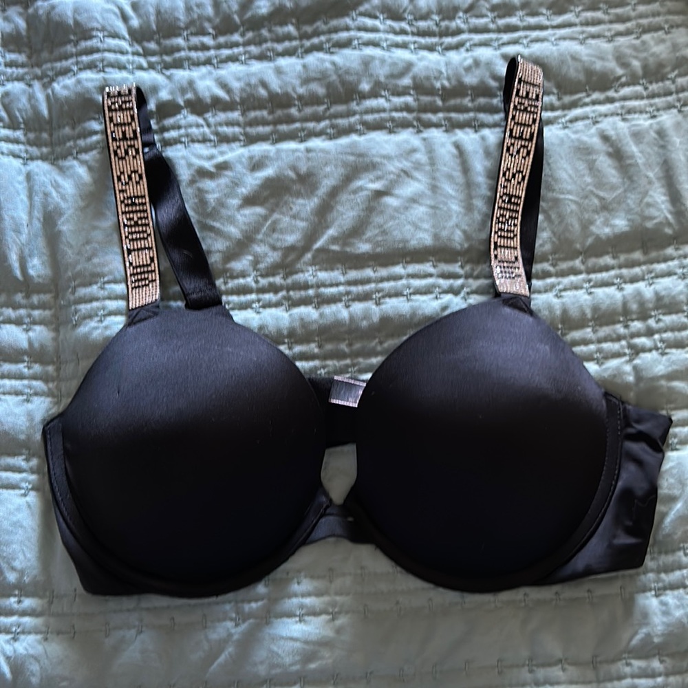 36c brand new without tags Vs bling bra